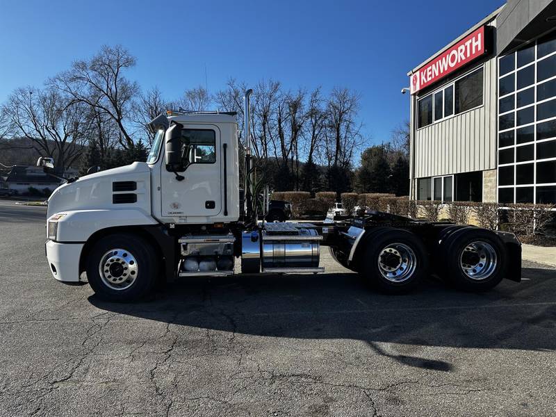 Mack Anthem An T For Sale Day Cab Rm