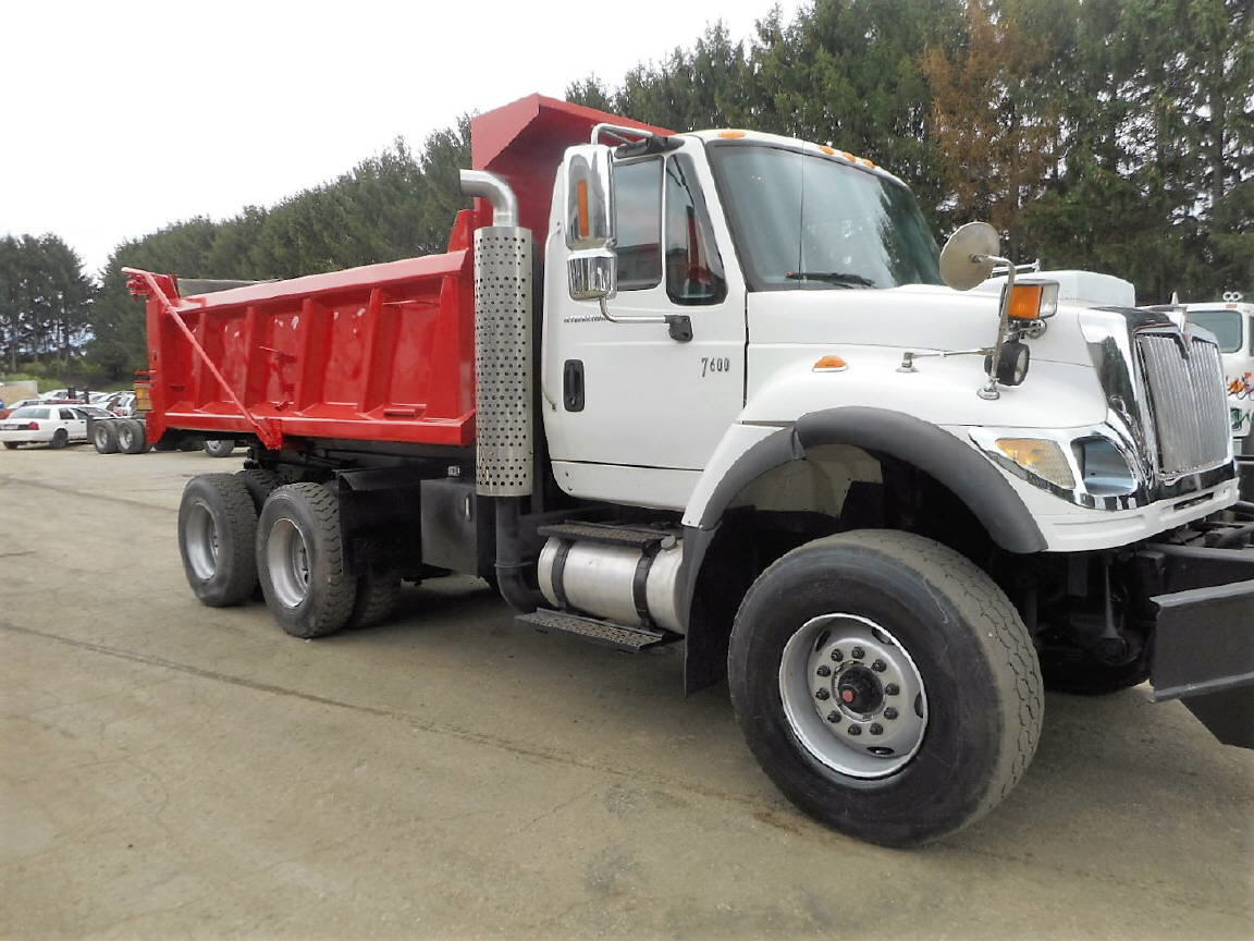 2006 International 7600 (For Sale) | Dump Truck | #4689B