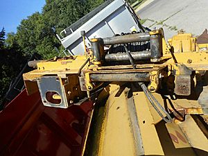 2000 Hyd. Bumper Winch