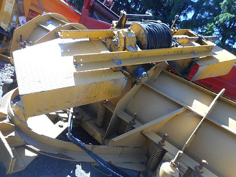 2000 Hyd. Bumper Winch