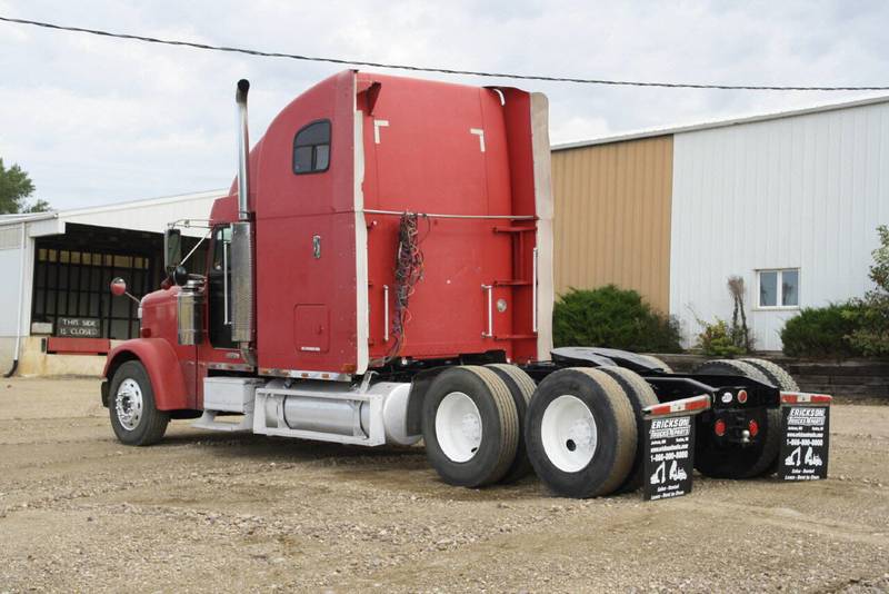 1997 Freightliner Classic XL (For Sale) | Conventional/Sleeper | #G955