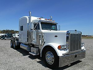 2005 Peterbilt 379 - Sleeper Truck
