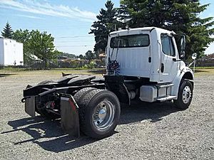 2007 Freightliner M2 106