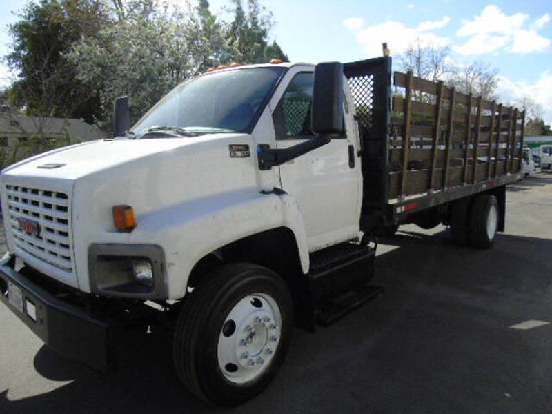 2006 GMC C7500 STAKEBED