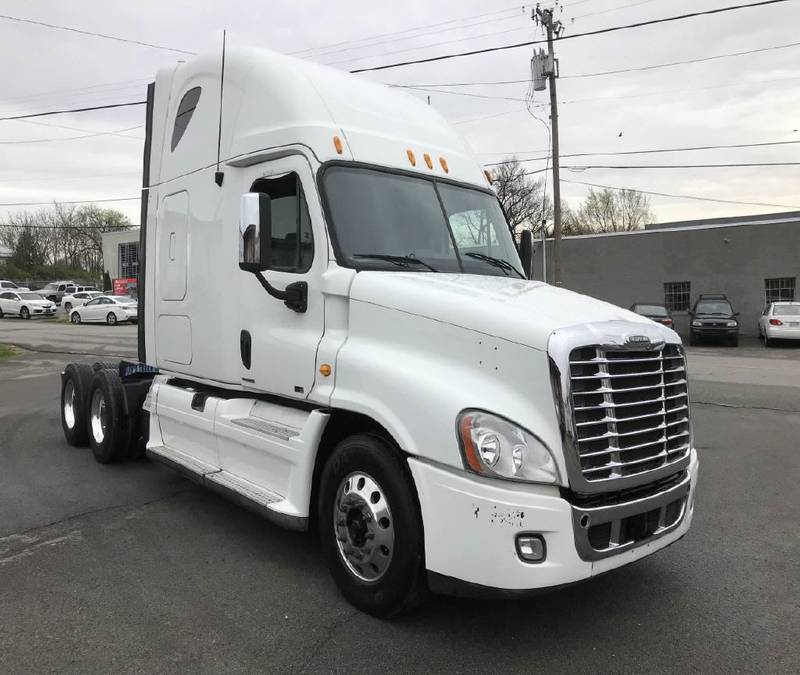 2011 Freightliner CASCADIA (For Sale) | Semi Truck | #UT2988