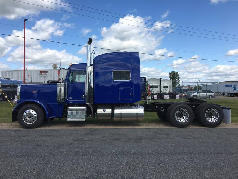 2020 Peterbilt 389 (For Sale) | 78