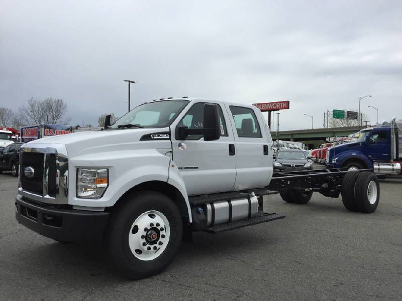 2019 Ford F750