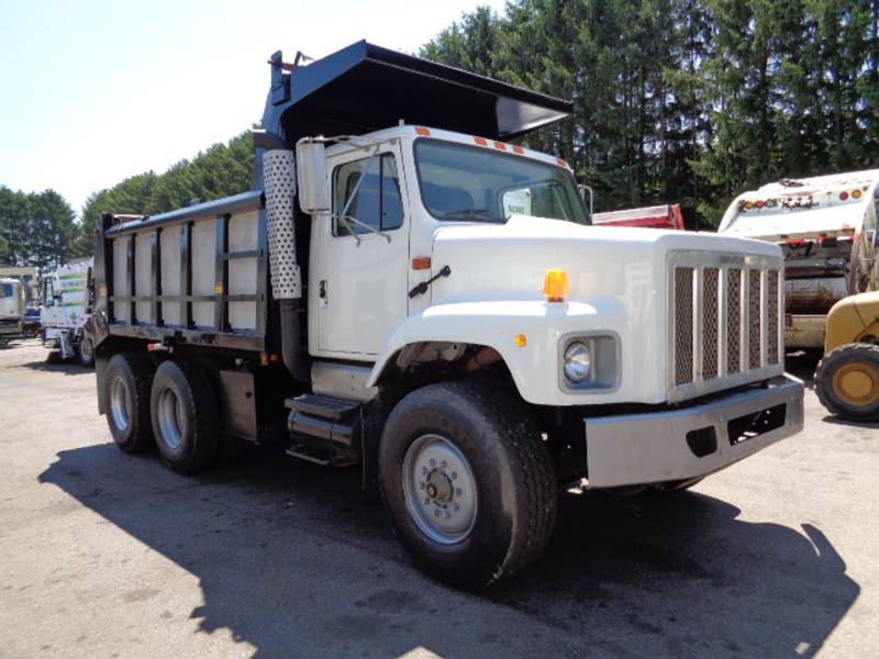 2001 International 2674 (For Sale) | Dump Truck | #5087