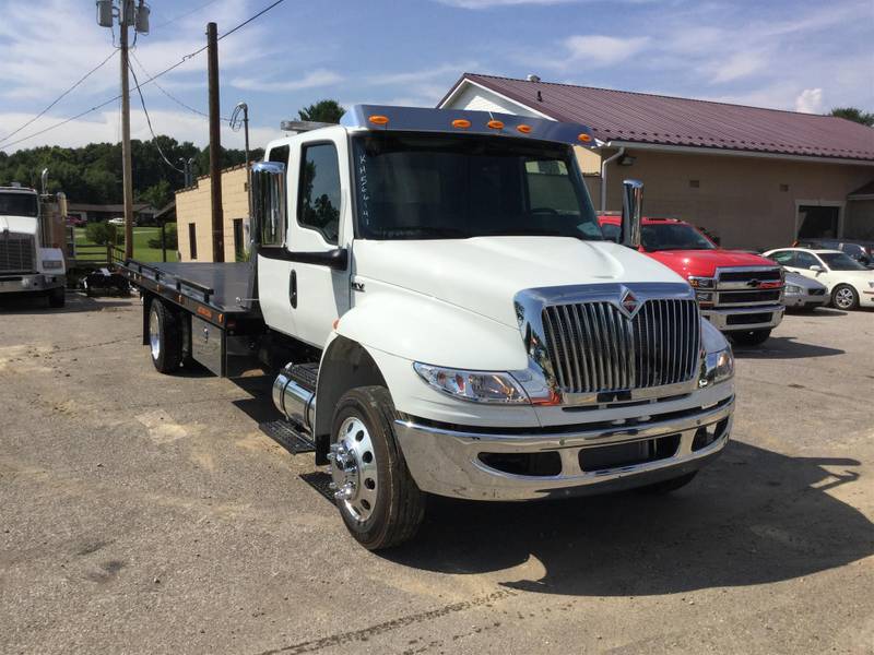 2019 International MV607 (For Sale) | Rollback | Non CDL | #A100C