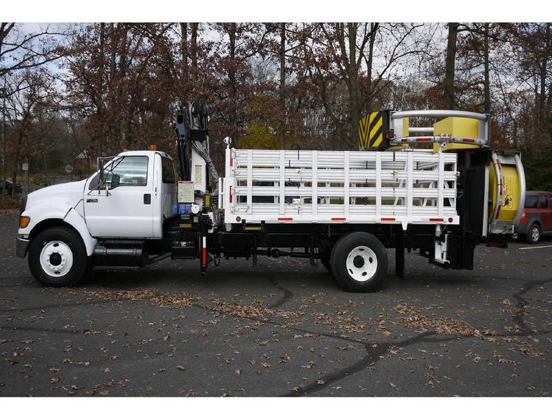 2009 Ford F750