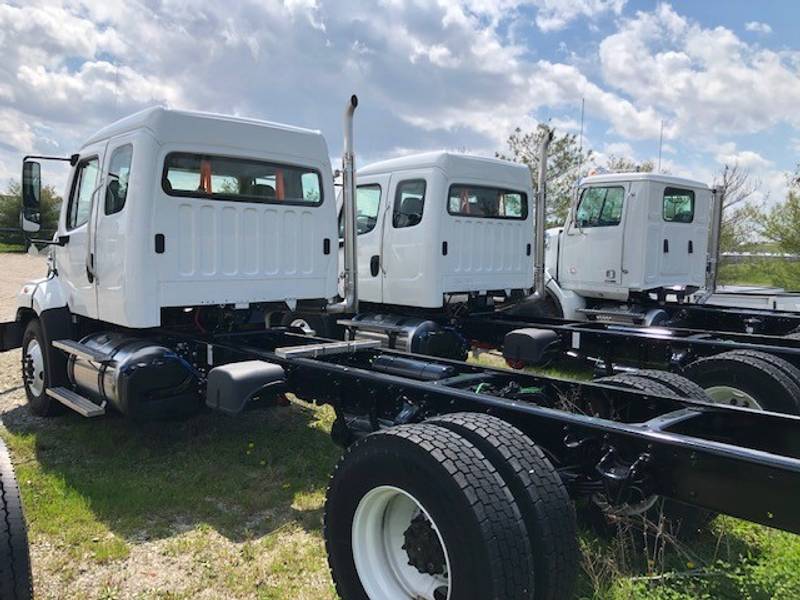 2019 freightliner 108sd