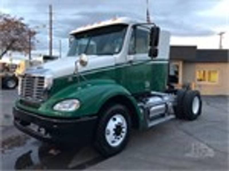 2006 Freightliner FCL112
