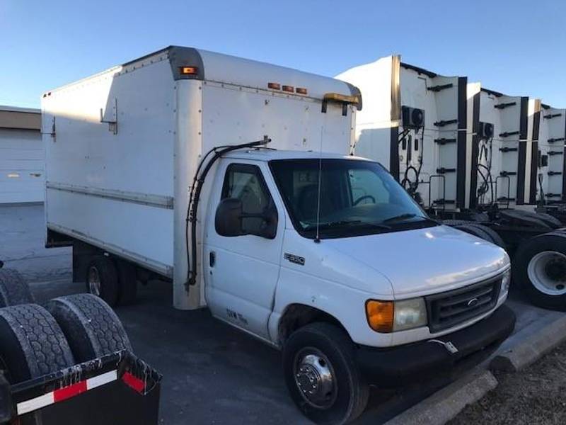 2003 Ford E350 For Sale | Box Truck | #9922867