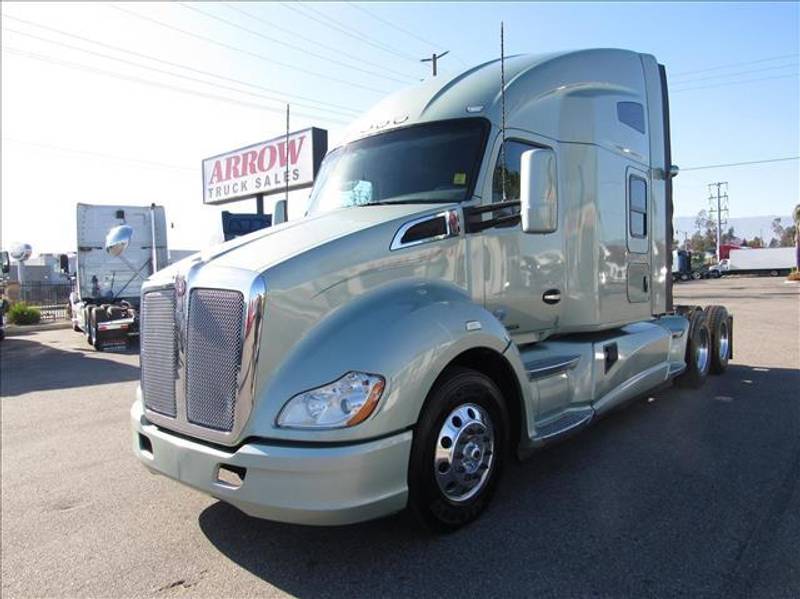 2014 Kenworth T680 (For Sale) | 76