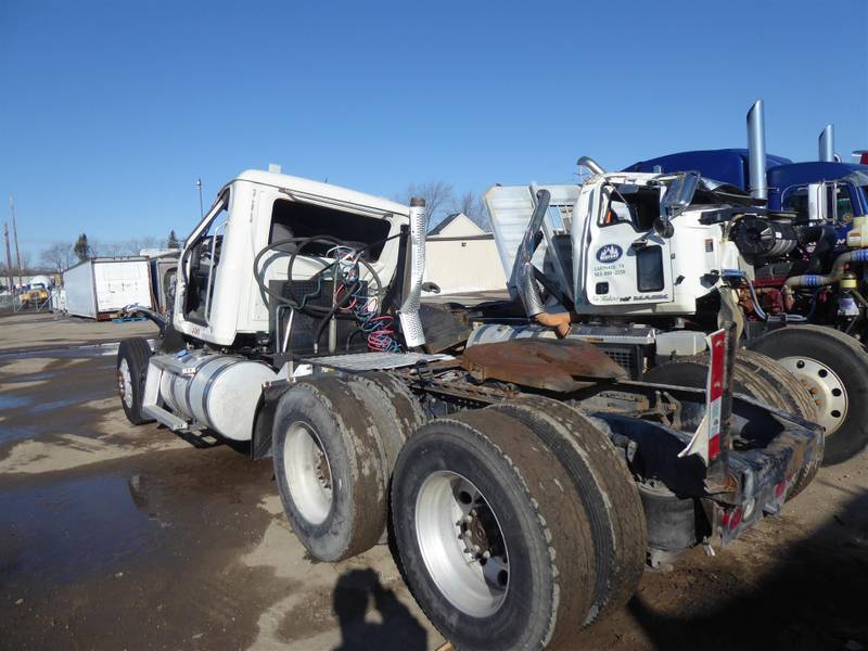 2015 Mack Pinnacle CHU613 (For Sale) | Day Cab | #8734