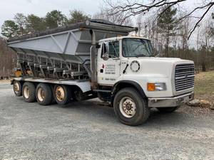 1997 Ford LTS9000 - Cab & Chassis