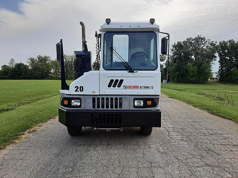 2018 Ottawa T2 (For Sale) Yard Spotter 89382