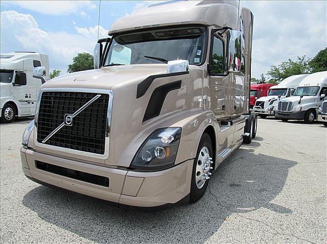 2016 Volvo VNL 780 (For Sale) 77" Sleeper 233538