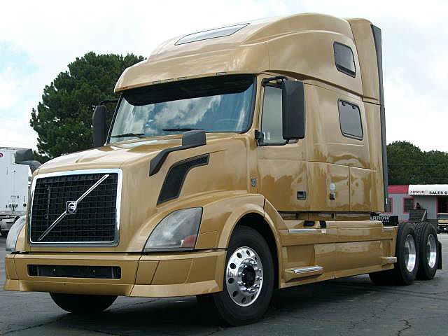 2014 Volvo VNL 780 For Sale 77" Sleeper 233693