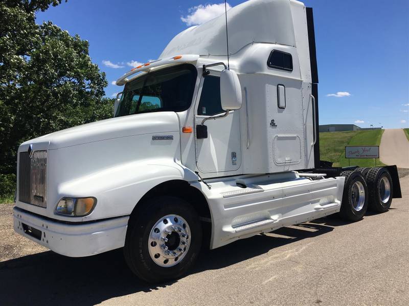 2001 International 9200i (For Sale) | Condo Sleeper | #54163D