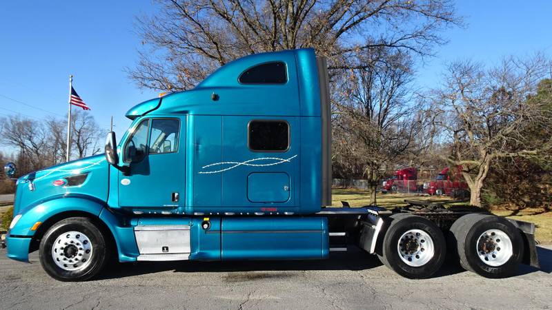 2015 Peterbilt 587 For Sale | 76