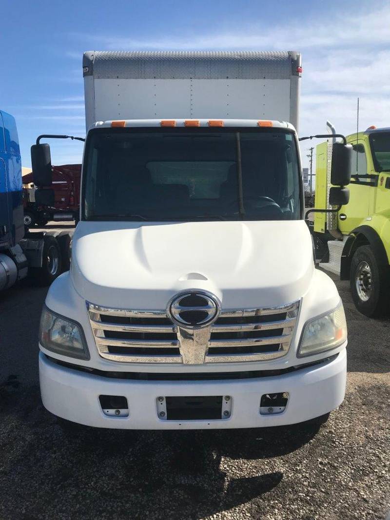 2008 Hino 145 (For Sale) | 18' Box | #U3378