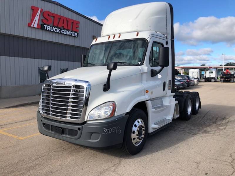 2015 Freightliner Cascadia 125 No Sleeper With Photos 649669