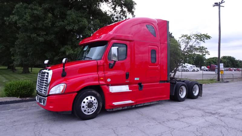 2016 Freightliner Cascadia (For Sale) | 72