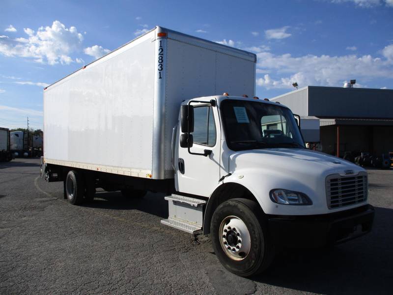 2014 Freightliner M2 (For Sale) 26' Box 12831