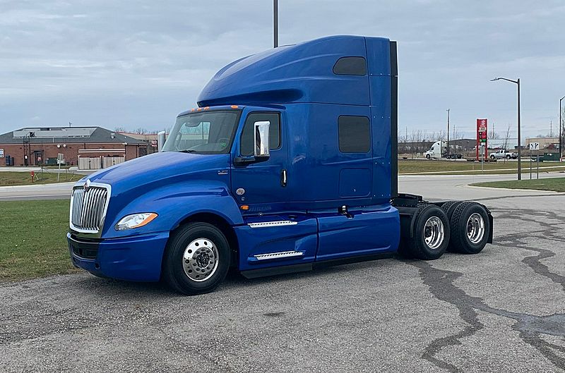 2020 International LT625 (For Sale) 73" Sleeper 116367