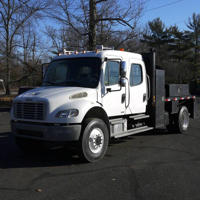 2012 Freightliner M2106 4X4 CREW (For Sale) Flat Bed 9143