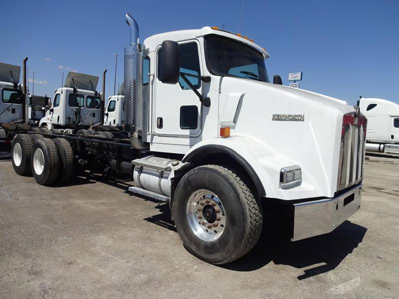 2003 Kenworth T800 (For Sale) | Cab & Chassis | #3R389198