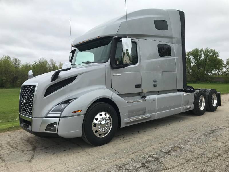 2021 Volvo VNL64T760 (For Sale) | 70" Sleeper | #66527