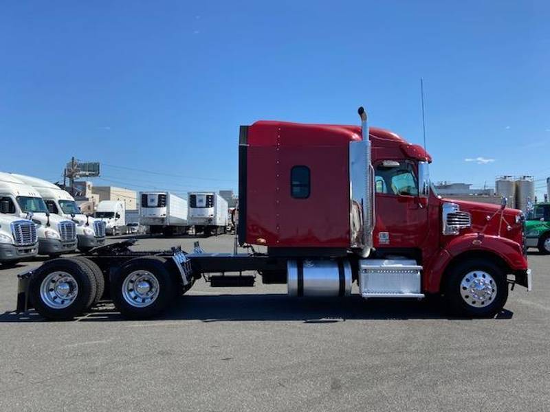 2016 Freightliner Coronado (For Sale) | 70