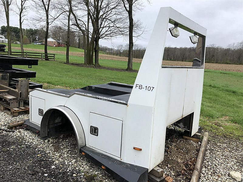 2008 Robertson Truck Sales 9�4�� Hauler Body (For Sale