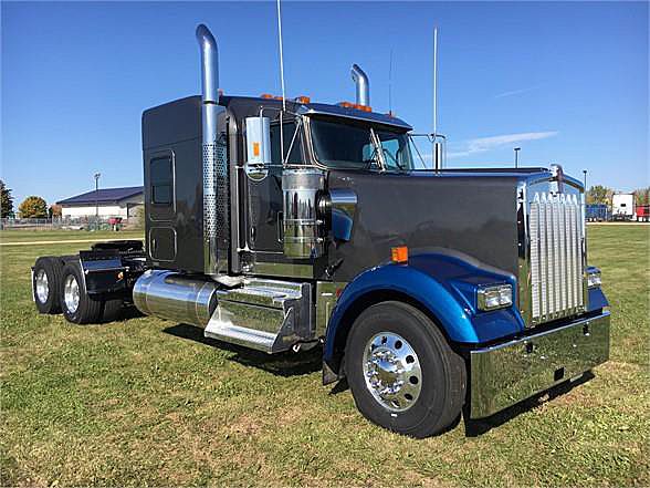 2020 Kenworth W900L For Sale 72" Sleeper LR394892