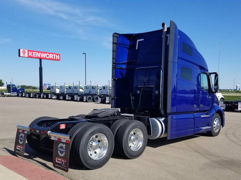 2021 Volvo VNL 760 (For Sale) | 70