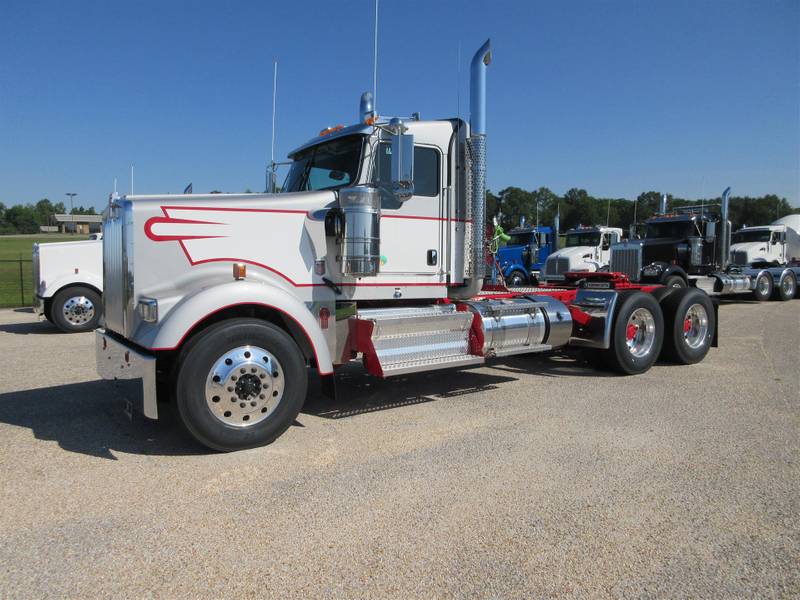 2021 Kenworth W900L (For Sale) | Semi Truck | #MR426247