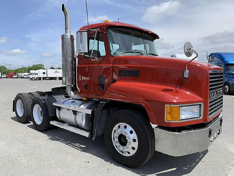 2003 Mack Pinnacle CH613 (For Sale) | Daycab | #U2806