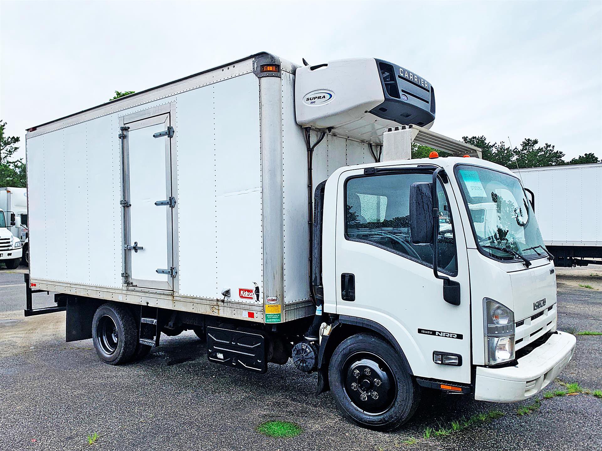 2013 Isuzu NRR For Sale 18 Box UJ 3352 2013-isuzu-nrr-for-sale-18-box-uj-3352