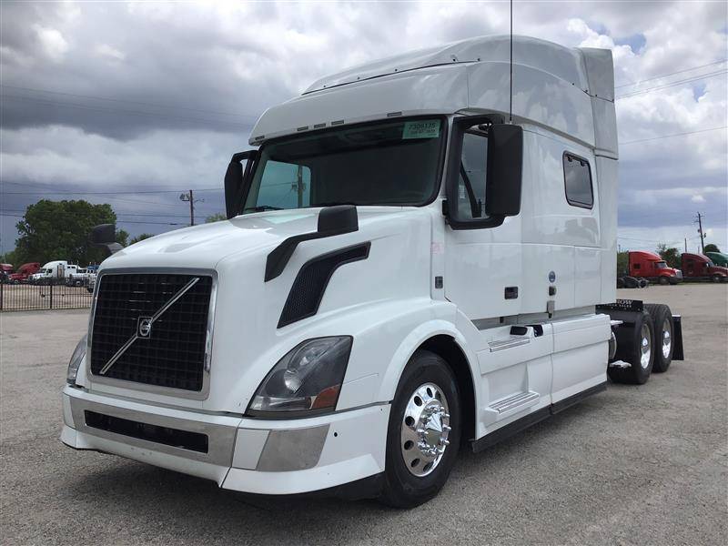 2015 Volvo VNL 730 For Sale | 77