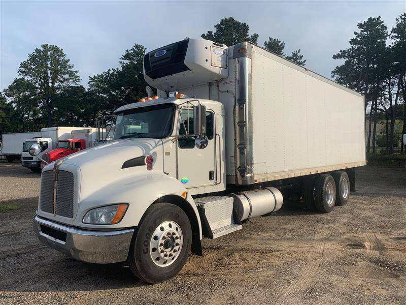 2015 Kenworth T370 For Sale | 26' Box | #UJ-3376