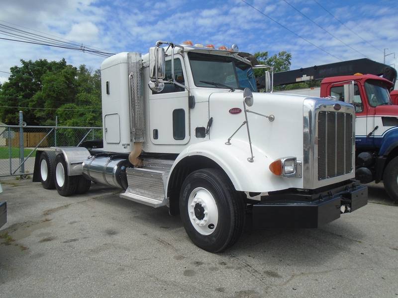 2015 Peterbilt 365 (For Sale) | 36