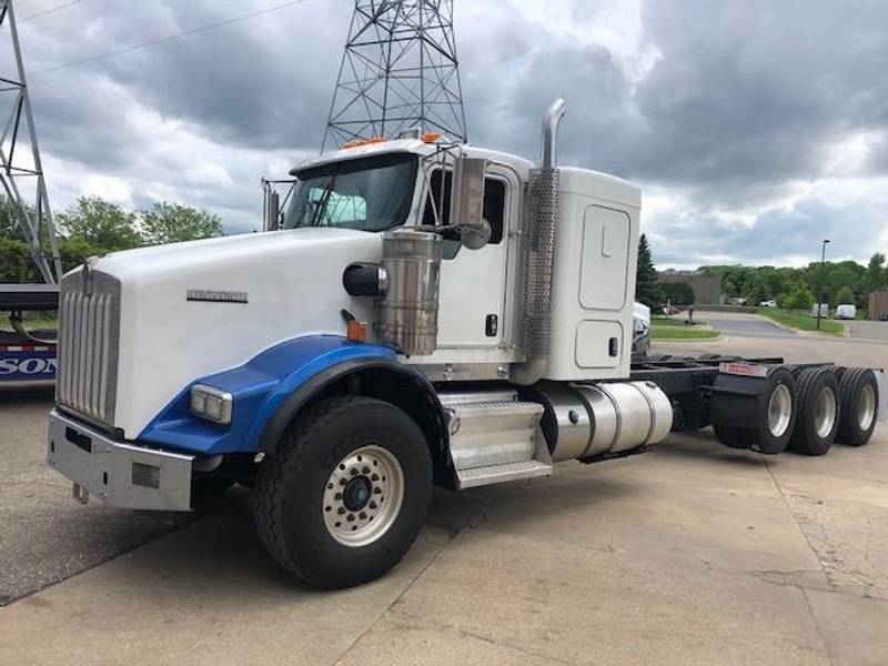 2014 Kenworth T800 (For Sale) | Cab & Chassis | #239676