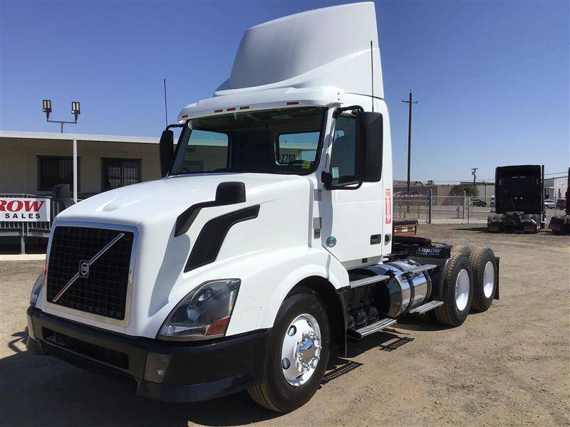 2014 Volvo VNL (For Sale) | NON Sleeper | #239818