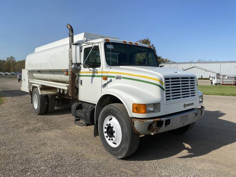 2000 International 4900 (For Sale) | Fuel Truck | #8488