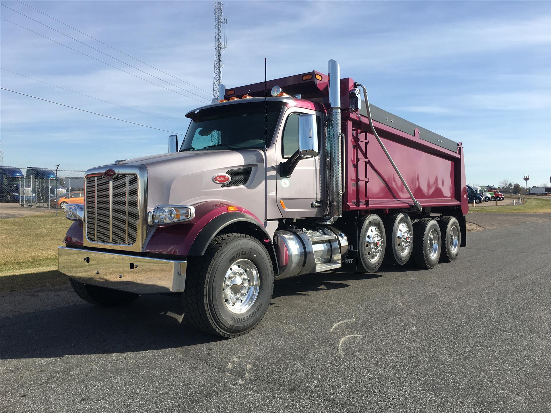 2021-peterbilt-567.1.jpg