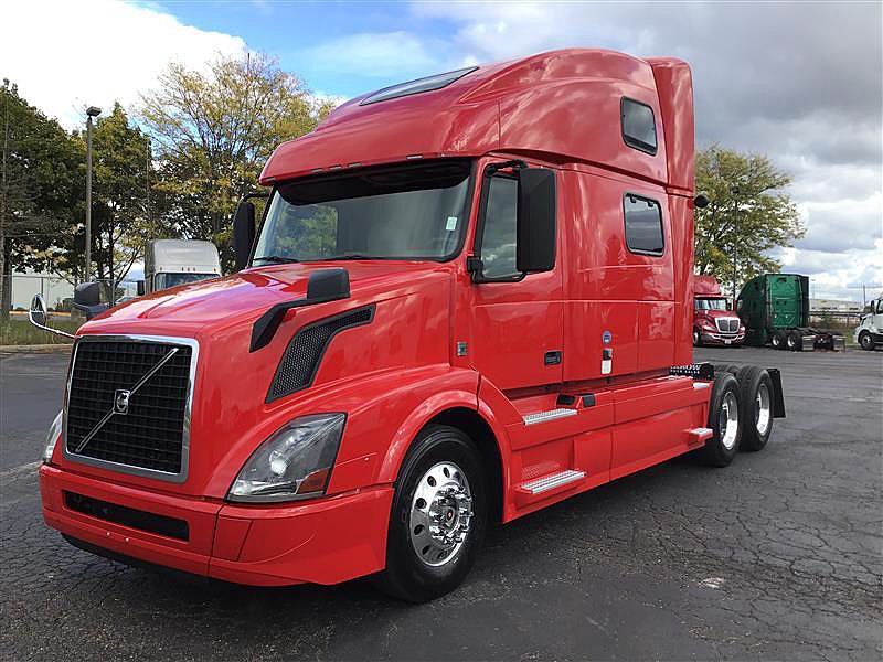 2016 Volvo VNL 780 (For Sale) 77" Sleeper 242371