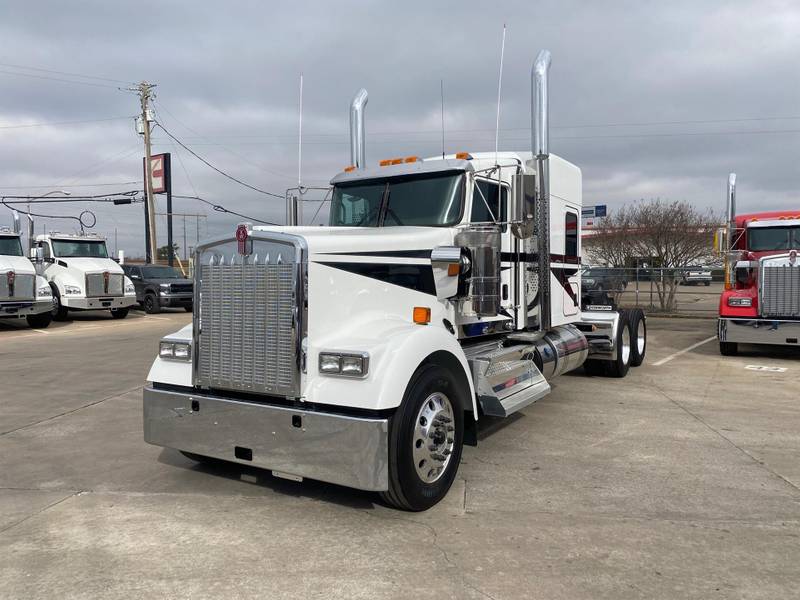 2021 Kenworth W900L (For Sale) | 72