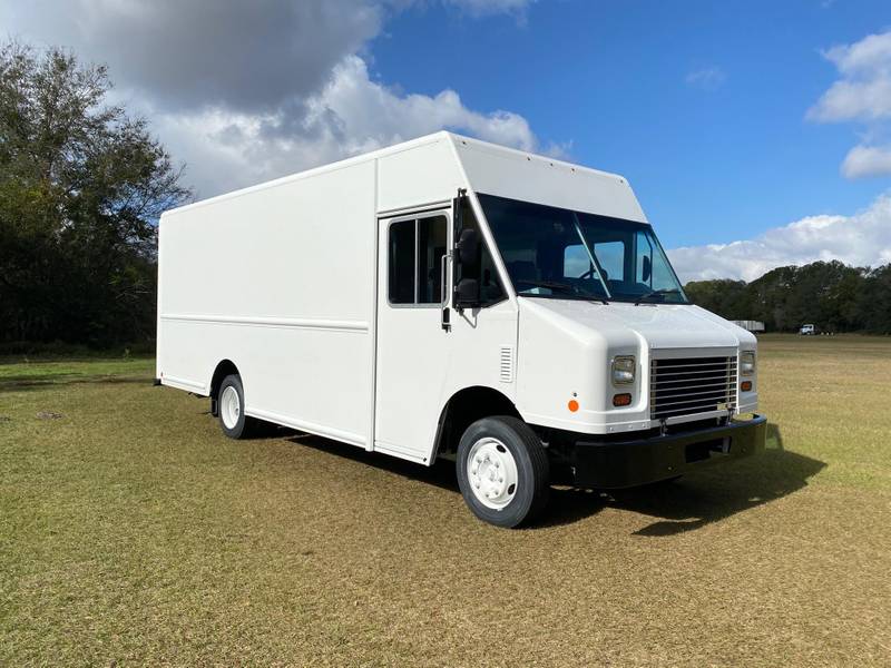 Freightliner mt45 sale step van